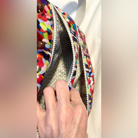 *EUC* KIPLING Davina “Confetti” Crossbody Bag - Multicolor w/Red Monkey Fob - Picture 7 of 14